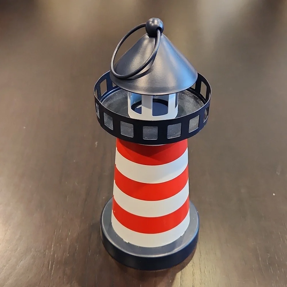 Decorative lighthouse - Picture 4 of 13